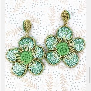 🌻 BOGO NEW Mint Beaded Flower Earrings